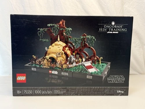 LEGO Star Wars: Dagobah Jedi Training Diorama (75330) New Sealed