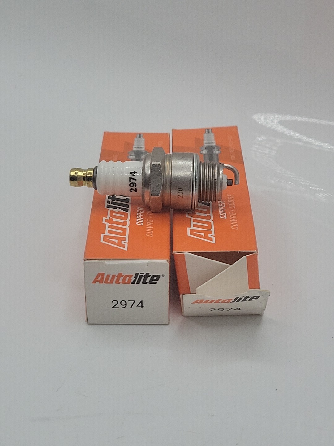 Lot Of 2 Autolite 2974 Spark Plugs Small Engine