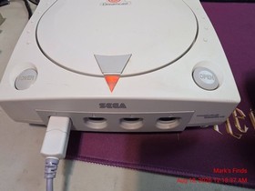Sega Dreamcast HKT-3020 Console W/ Cables & Controller + VMU and Game Tested