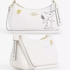 CBJ76 COACH Teri Shoulder Bag Refined Pebble Leather Snoopy Chalk Outlet New