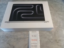 Apple MacBook Pro 14 M5 16Gb Ram 512 SSD 10-Cpu 10-Gpu - Space Silver - Italia