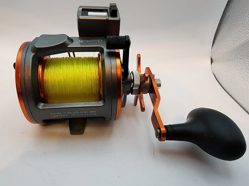 Carrete de pesca Sougayilang Thunder LS30L, totalmente encordado. Foto 2 de 4