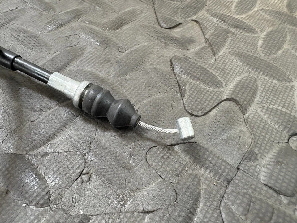 Yamaha YZ250F 2001 YZ426F línea de cable de embrague OEM 5SF-26335-00-00 Foto 4 de 4