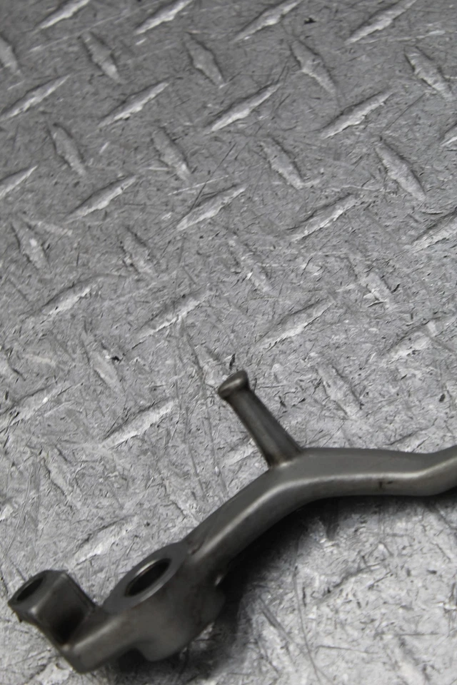 Triumph TT600 2002 juego trasero derecho pedal de freno Foto 3 de 4