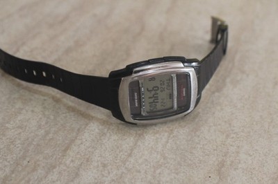 Vintage CASIO Data Bank  Quartz Digital Men's  Watch 2568 DB-E30