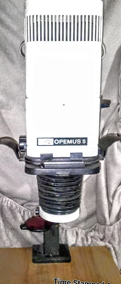 Ampliador de 5 colores Meopta Opemus hecho en Checoslovaquia Foto 2 de 4