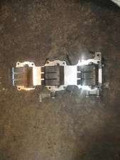 Yamaha 90hp 2 stroke outboard intake manifold with reeds (6H1-13641-02-94)