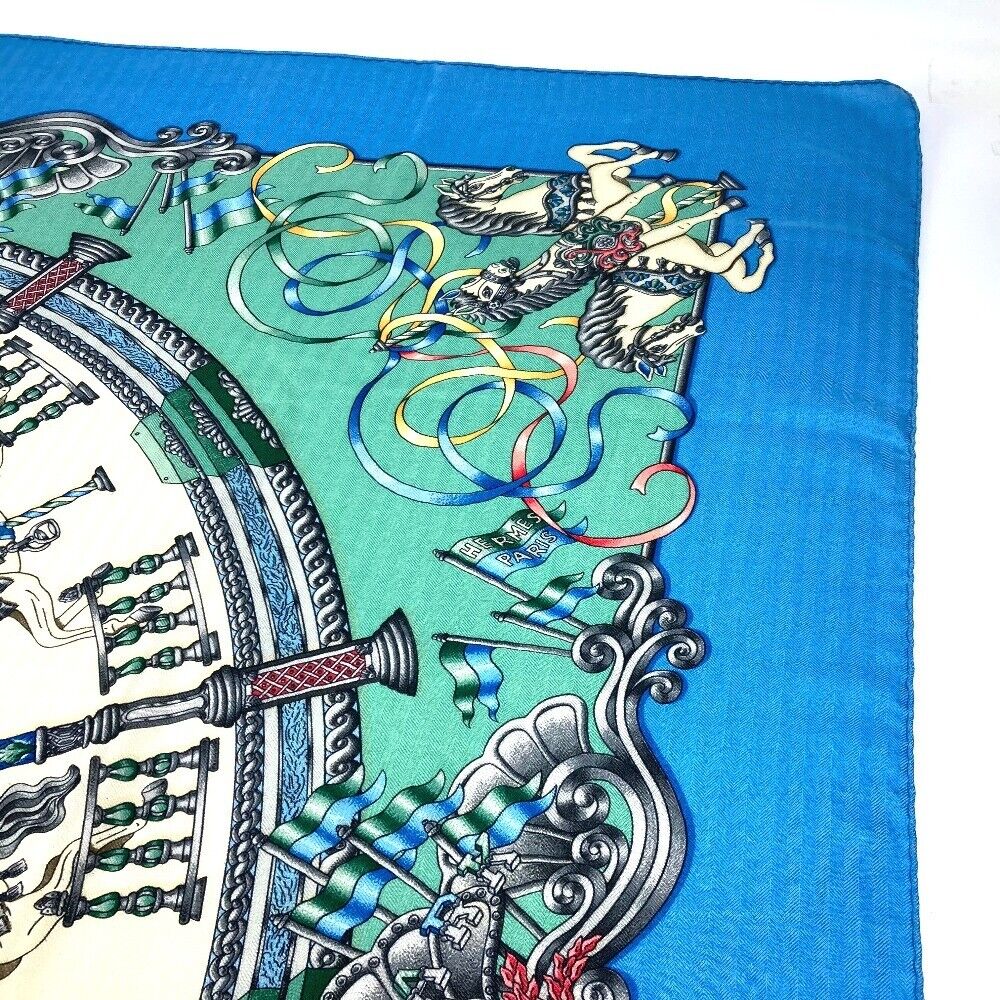 Picture 4 of 12