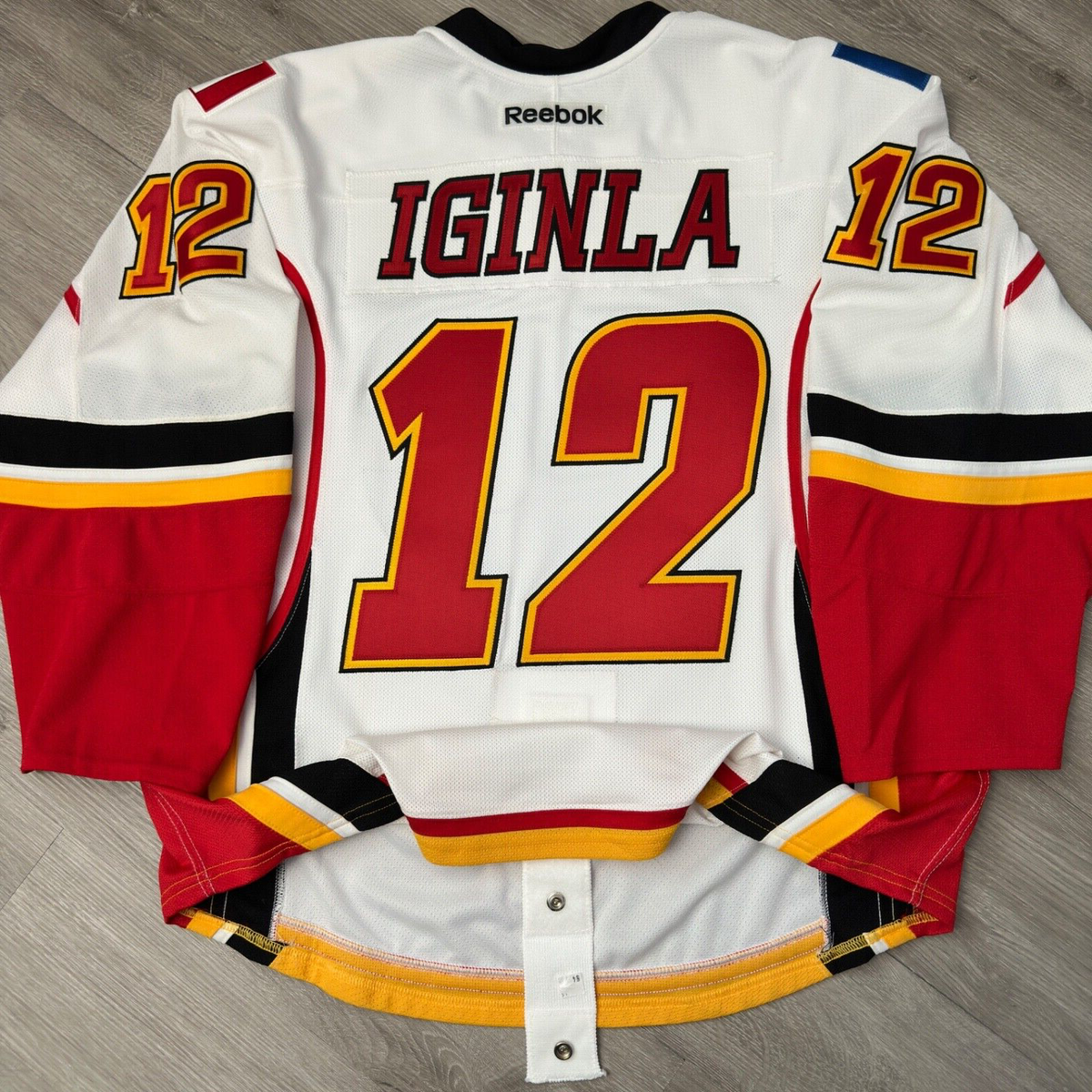 Jarome Iginla Jersey AJ Sports Jarome Iginla Signed Calgary Flames