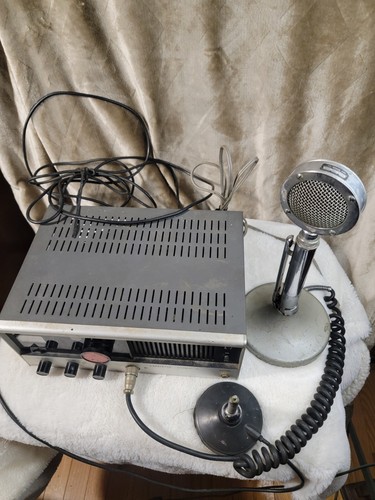 Lafayette Comstat 35 23 Channel CB Radio Base Station W / Astatic D-104 Mic