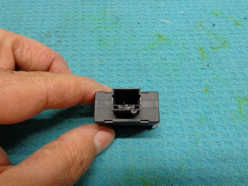 MINI COOPER R52 05 06 07 08 CONVERTIBLE REAR POWER WINDOW SWITCH - Picture 2 of 2