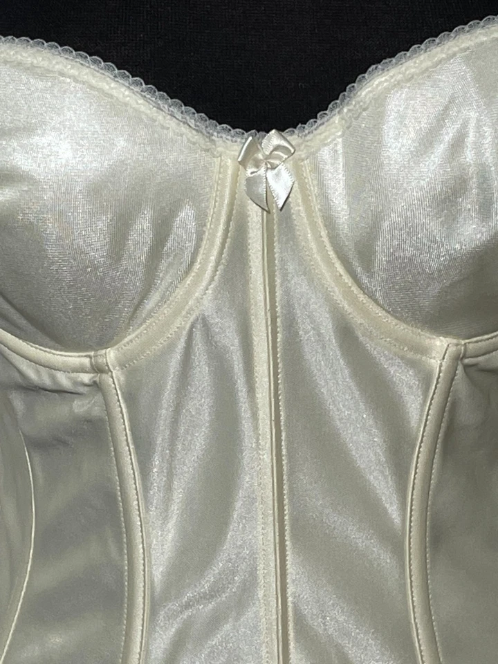 Sutiã Va Bien #513 Feminino Long Line Bustier Conversível CREME 38DD NOVO COM ETIQUETAS - Imagem 2 de 4