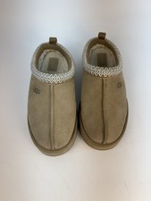 UGG Tazz Platform Slipper Big Kids PS/GS size 2 Sand Color 1143776K-SAN