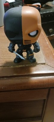 Funko POP! Television Arrow Series Deathstroke #210 Vinyl Figure *no box*