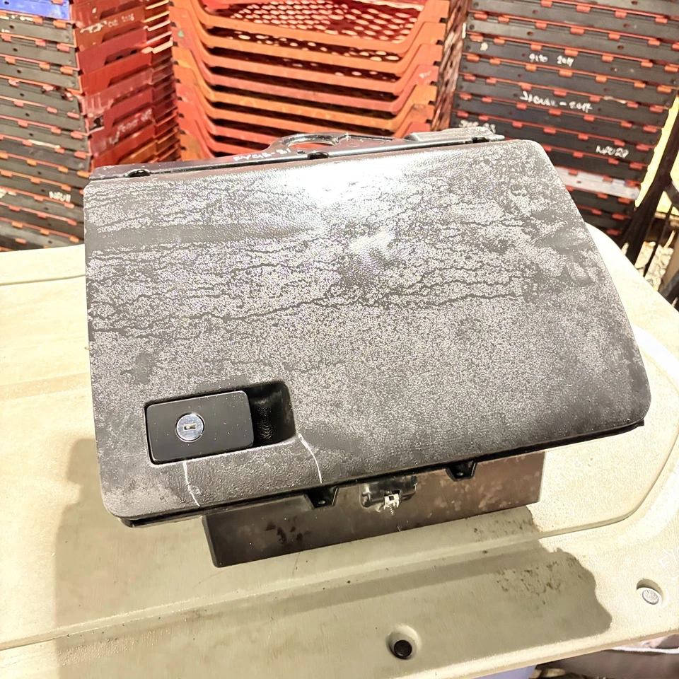 Guantera compartimento de almacenamiento Volkswagen Passat 2010-2015 Foto 3 de 4