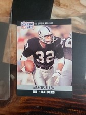 1990 NFL Pro Set Marcus Allen #32 Los Angeles Raiders Football Card #538