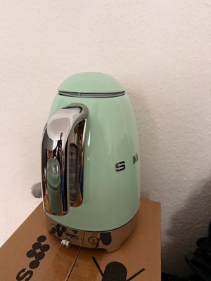SMEG Wasserkocher, Pastellgrün, variable Temperatur