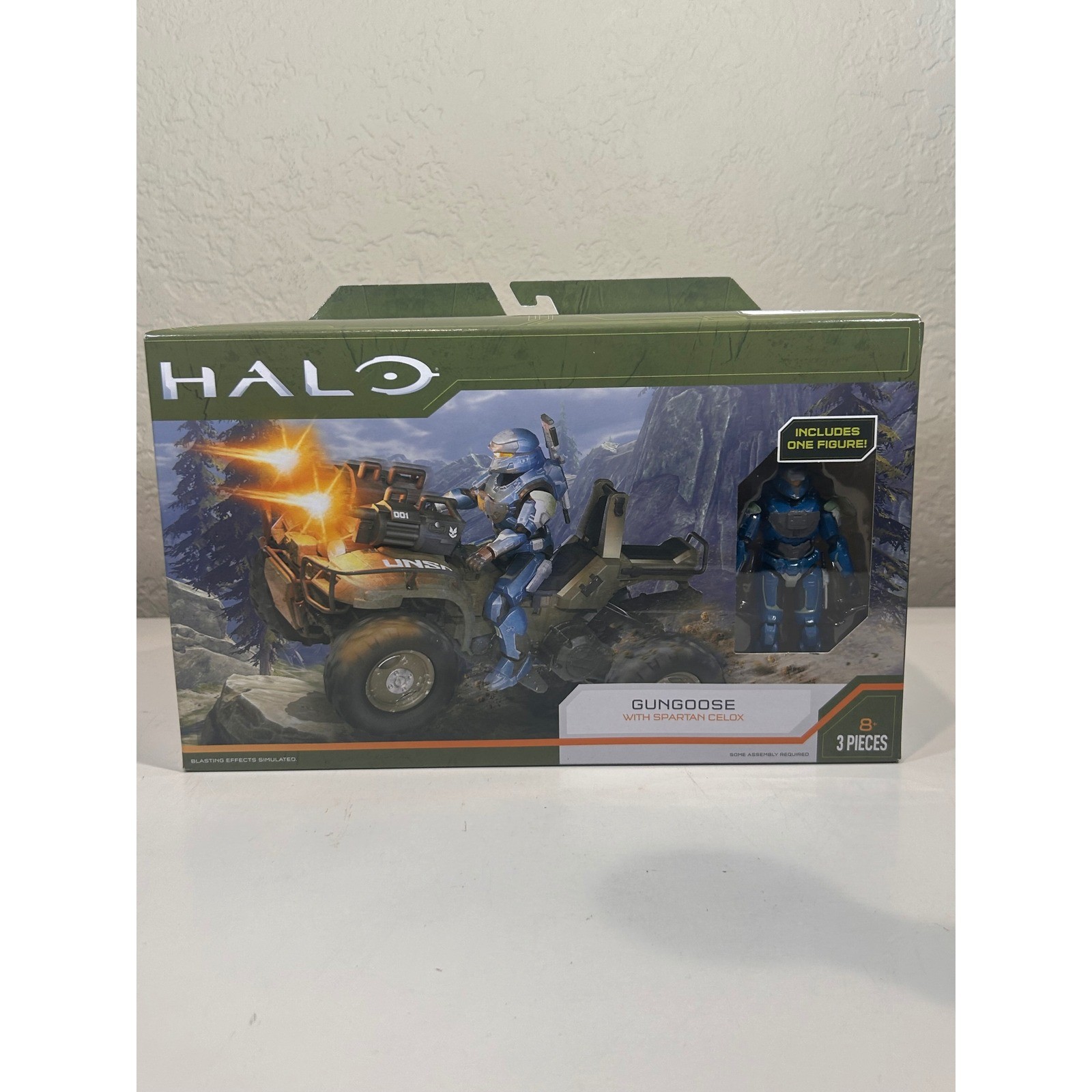 Halo Infinite Gungoose With Spartan Celox Action Figure 3 Pieces New in Box