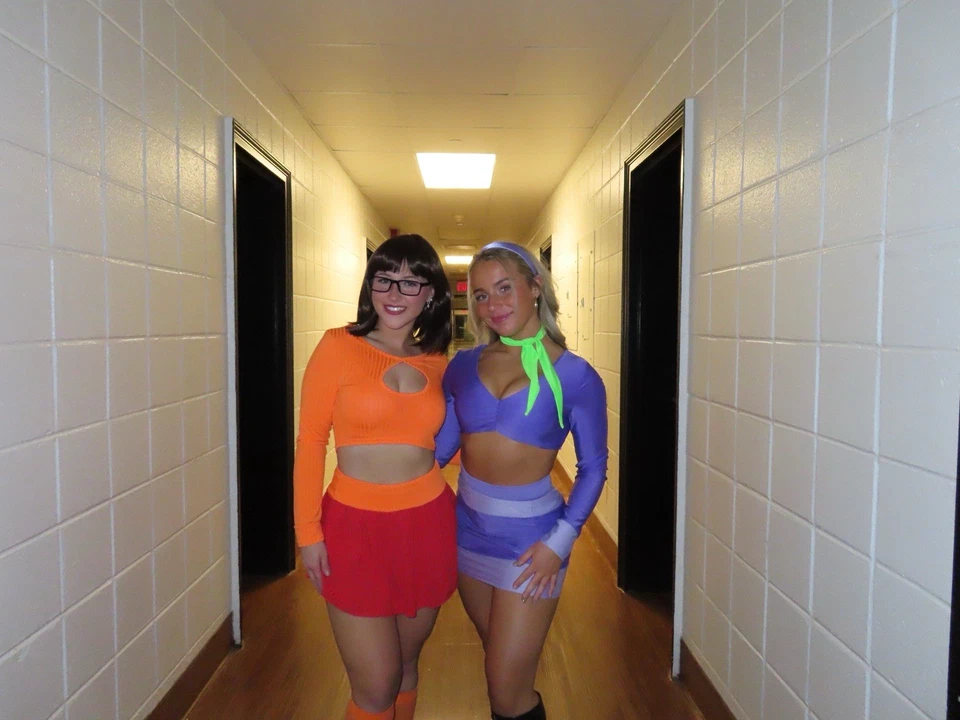 Velma Scooby Doo Costume Woman’s Small Shirts Skirt And Stockings - Image 2 of 2