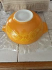 Yellow Daisy “Sunflower” Vintage PYREX #444 4 Qt Cinderella Mixing Nesting Bowl