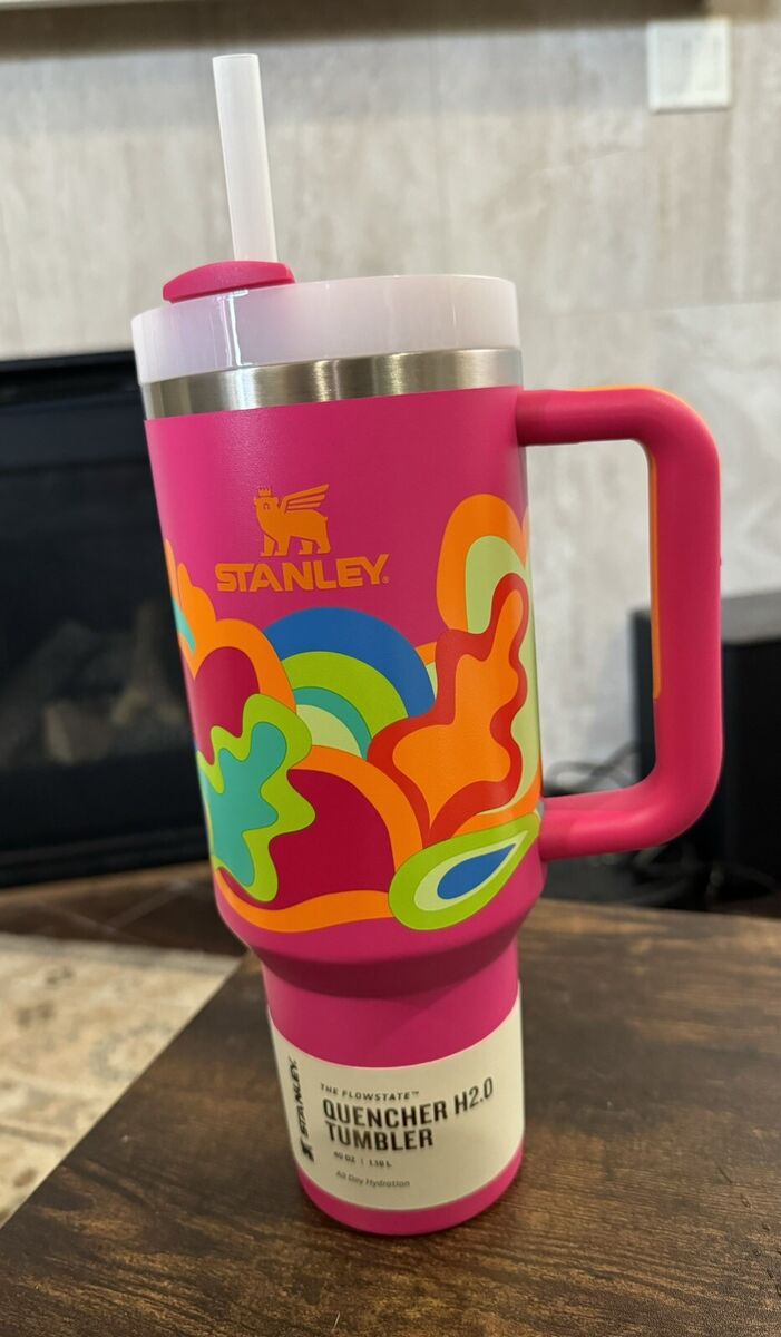 NEW Stanley Cup Exclusive 40oz Adventure Quencher 2.0 NEW Stanley Cup Exclusive 40oz Adventure Quencher 2.0