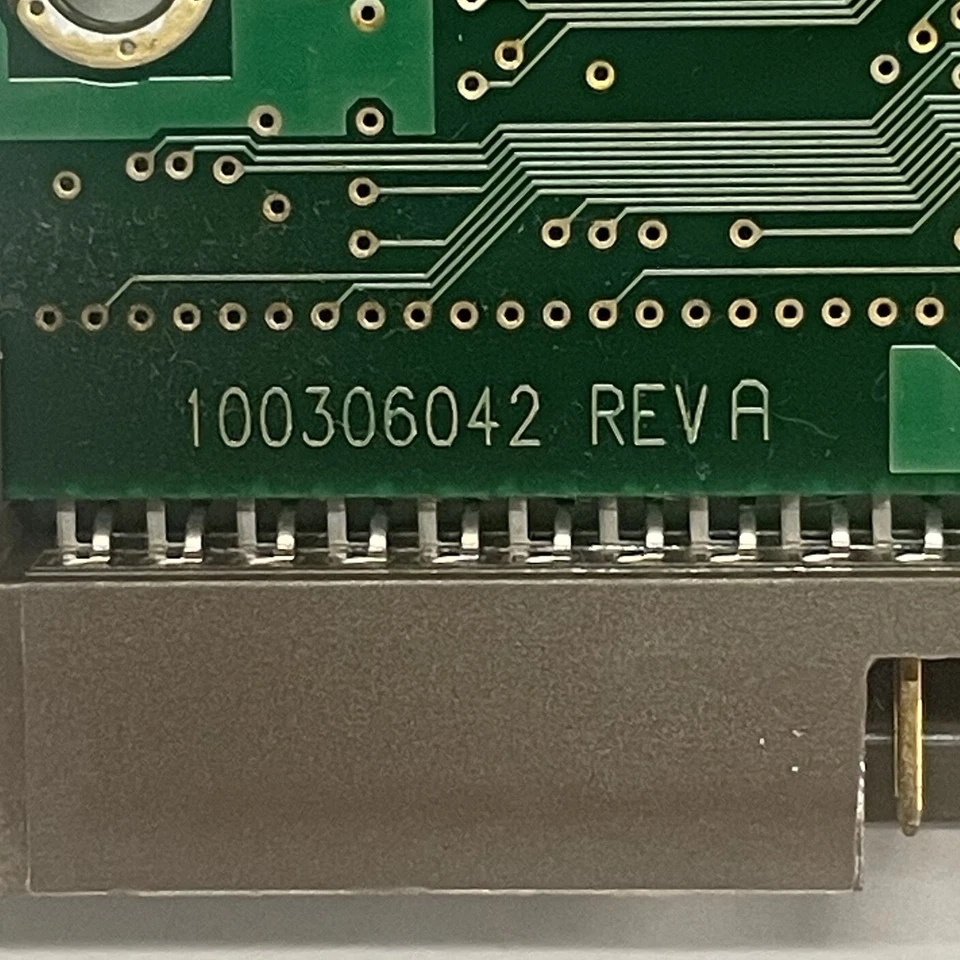 Seagate ST340014A 3.5" 40GB ATA/100 HDD PCB Board 100306042 REV A FW 3.06 - Image 4 of 4