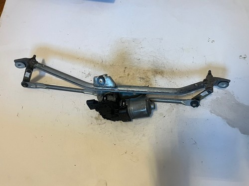 VW Passat 3B 3BG Wischermotor Vorne mit Gestänge / 3B1955113D