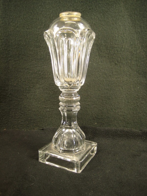 ANTIQUE 1860 CLEAR BLOWN GLASS KEROSENE OIL  LAMP