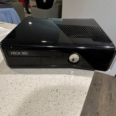 Microsoft Xbox 360 S 250GB Console Wi-Fi HDMI 1080p Black MPN 1439