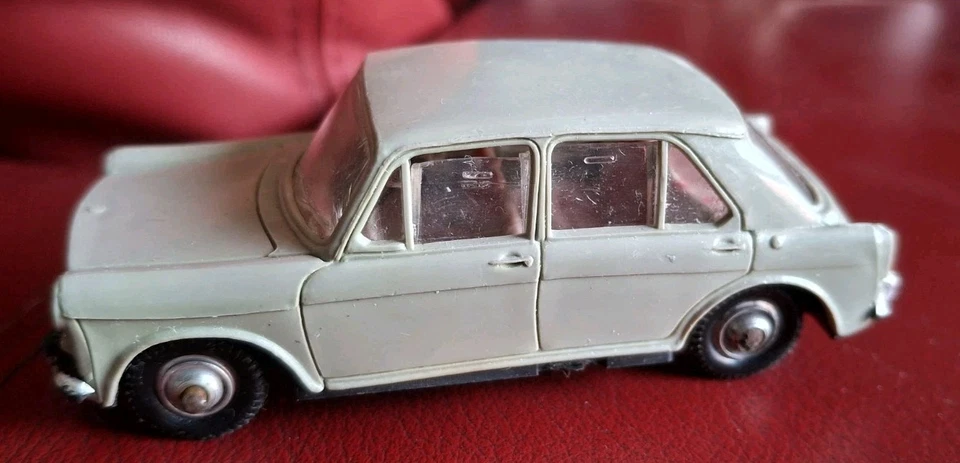 NOREV AUSTIN 1100, n.89, scala 1/43, GRIGIO, OTTIME CONDIZIONI.  - Immagine 2 di 4