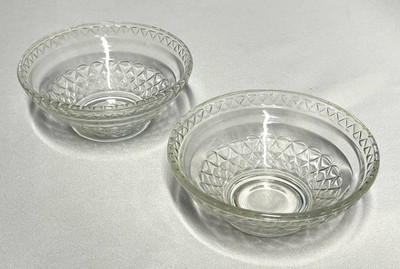 2 alte kleine Glasschalen Schüsselchen Dessertschalen Snack-Schalen Vintage