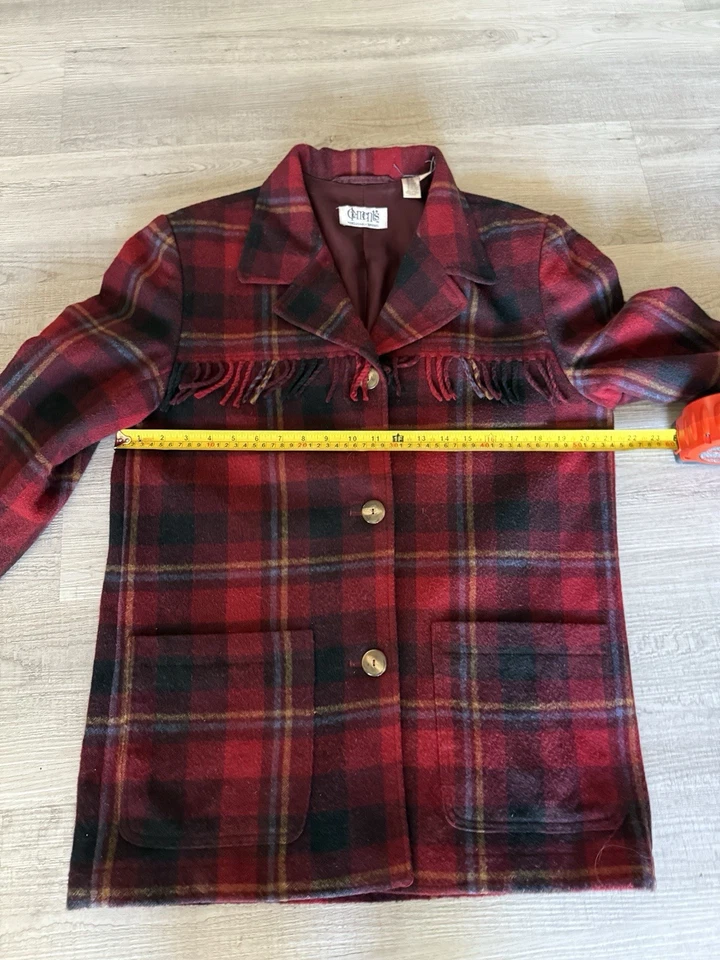 Abrigo Elements Exclusively Spiegel rojo a cuadros con flecos en el pecho lana acrílica Foto 4 de 4