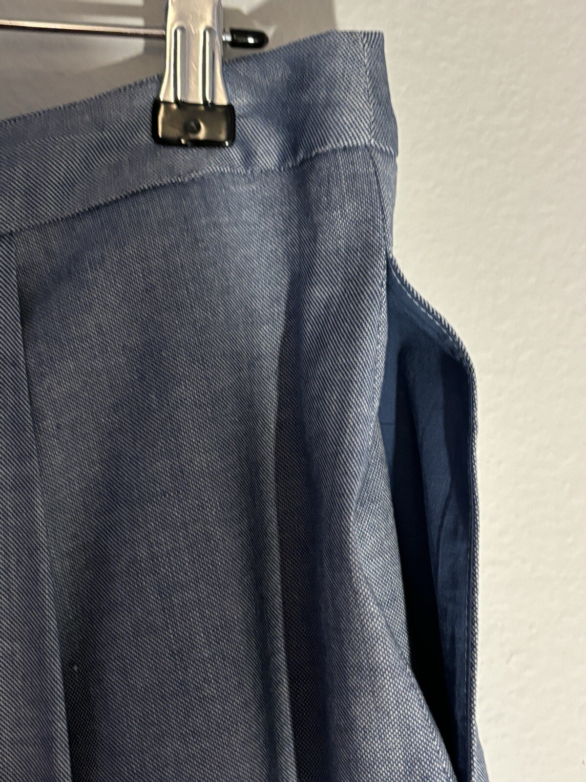 Picture 4 of 5