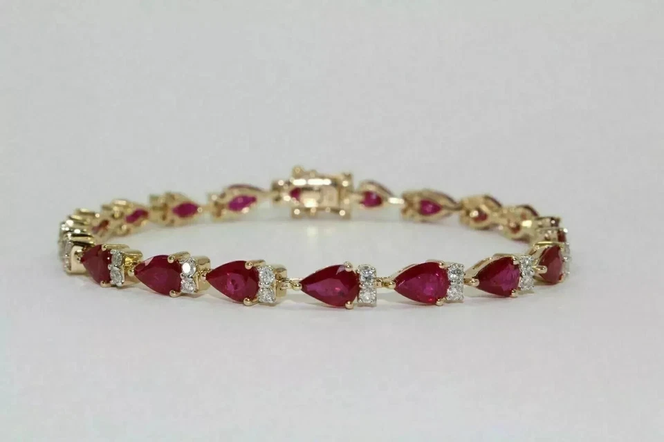 Brazalete tenis diamante rubí rojo creado en laboratorio corte pera de 7 quilates enchapado en oro amarillo de 14 quilates Foto 4 de 4