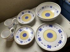 9 Pc MARINA CALECA Italian Pottery 2 Dinner, 2 Salad 2 Bowl 2 Mugs  Serving Bowl