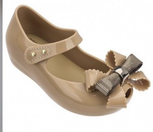 mini melissa size 10