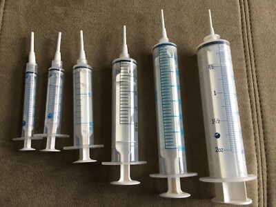 Hand Feeding Syringe O-Ring Syringe with 8 Canula Feeding Tips.  U-Pick One