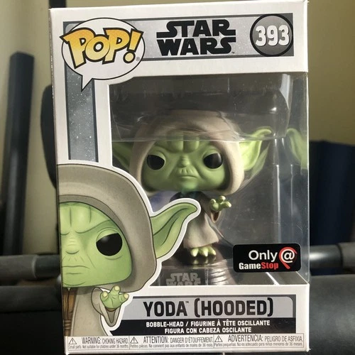 Funko Pop Yoda Hooded Star Wars Hot Topic Bobblehead Vinyl Figure In Box