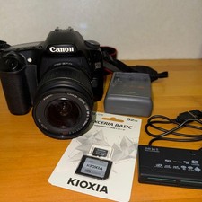 Canon EOS 30D digital SLR camera