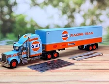 GB FINE 1:64 Gulf Racing Peterbilt King Hauler Trailer Model Diecast Collect Car