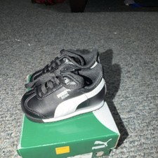 Zapatillas deportivas para bebé PUMA Roma Basic Inf negras blancas plateadas con cordones EE. UU. 4C parte superior baja
