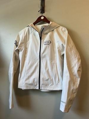 Lululemon Nutrl Fast And Free Cropped Waterproof Performance Jacket Size Medium