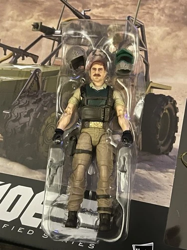 Hasbro G.I. Joe Classified Series Crank Case with All Accessories