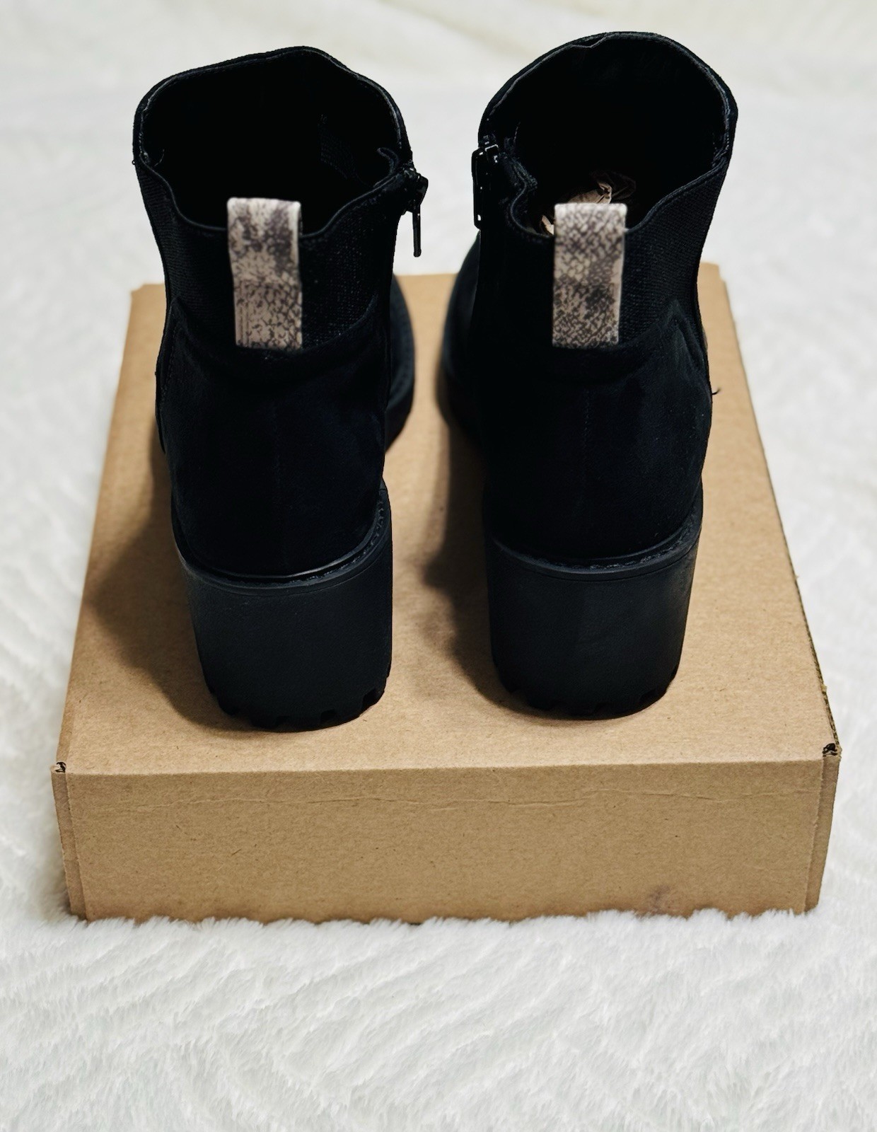 Universal Thread Women’s Taci Pull On Chelsea Ank… - image 6