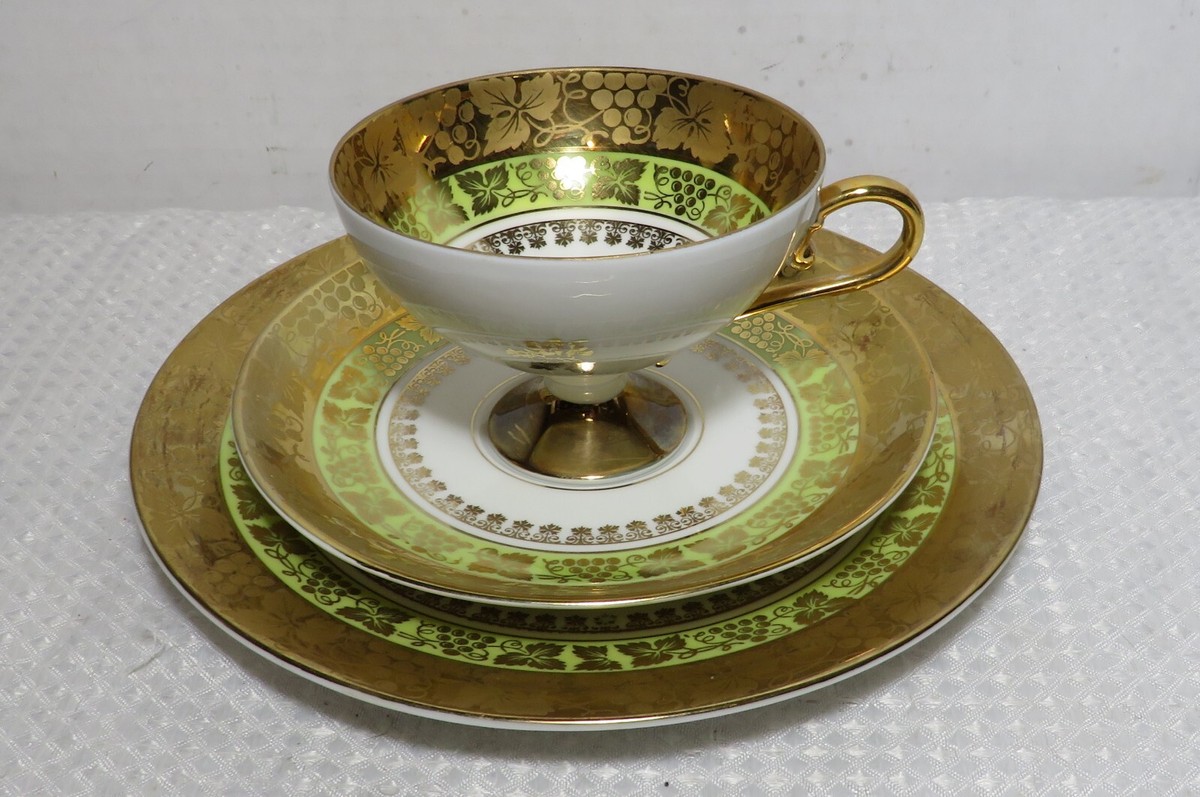Porzellan Manufaktur Handel Bavaria Porcelain Footed Cup Porzellan Manufaktur Handel Bavaria Porcelain Footed Cup