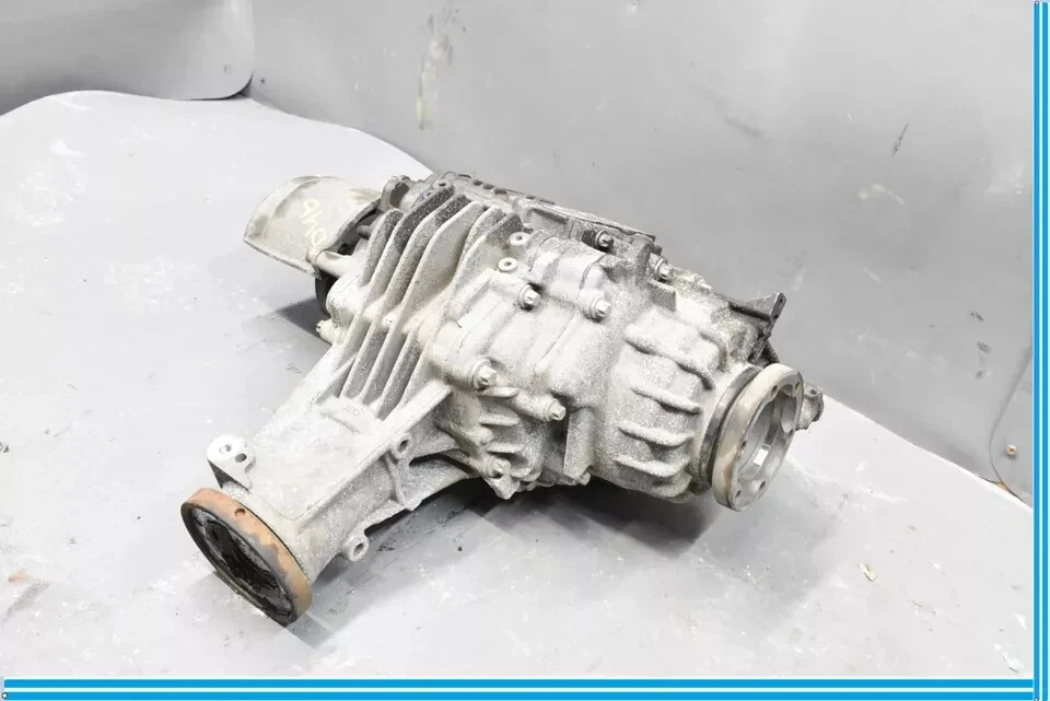 08-17 Audi A8 Quattro A5 Rear Differential Carrier Assembly 0BD500043F OEM - Image 3 of 4