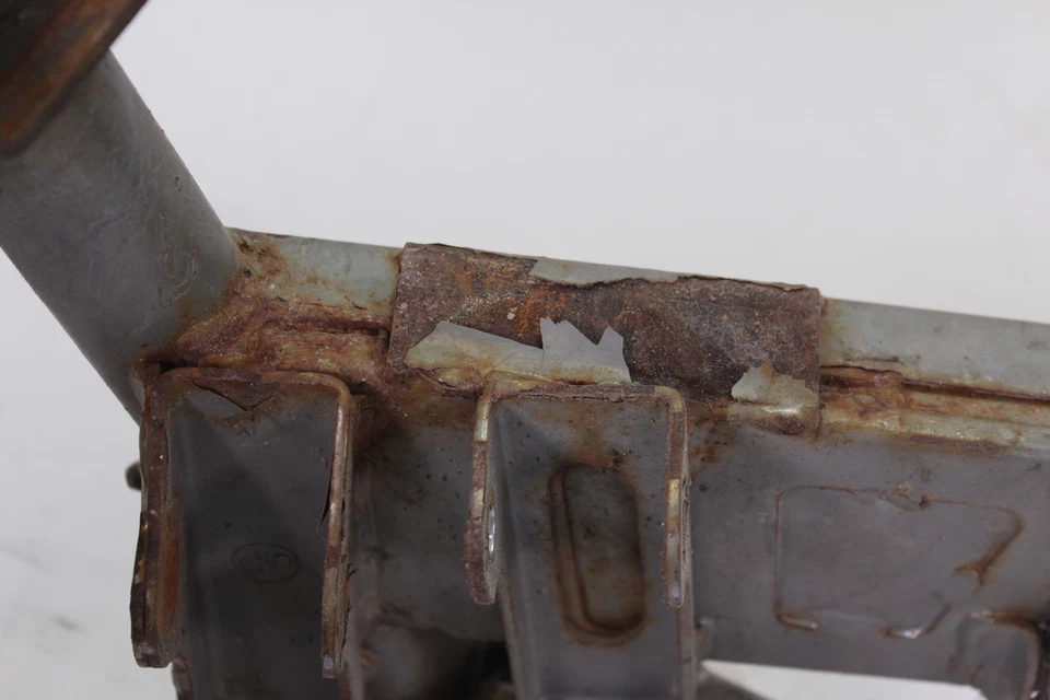 2003 YAMAHA SX VIPER ГОРЫ ЛЕВЫЙ ПРОДОЛЬНЫЙ РЫЧАГ СО ШПИНДЕЛЕМ - Изображение 4 из 4