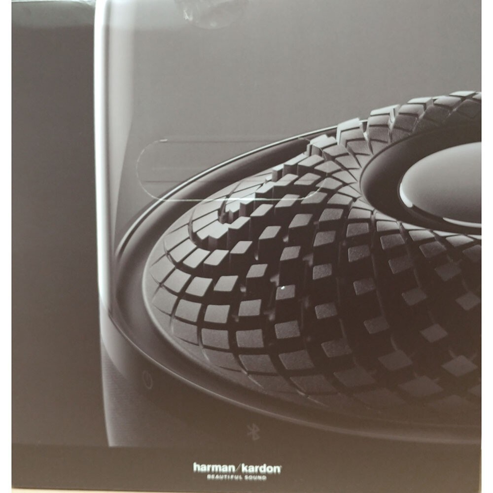 Harman Kardon Aura Studio 4 Wireless Bluetooth Speaker Harman Kardon Aura Studio 4 Wireless Bluetooth Speaker