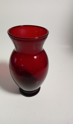 Royal Ruby 6" Vase Anchor Hocking Glass - Picture 5 of 7