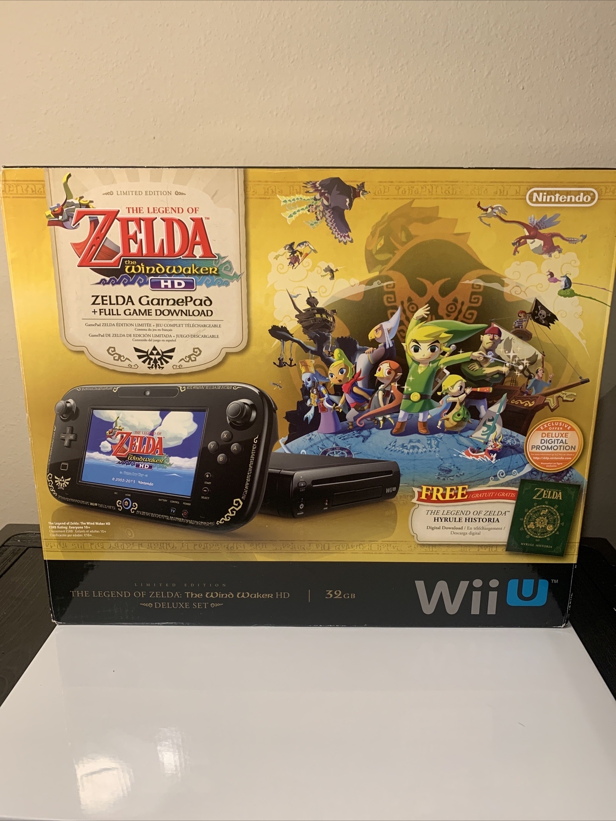 The Legend of Zelda : The Wind Waker (HD Deluxe Set) for Nintendo Wii U  (Renewed)